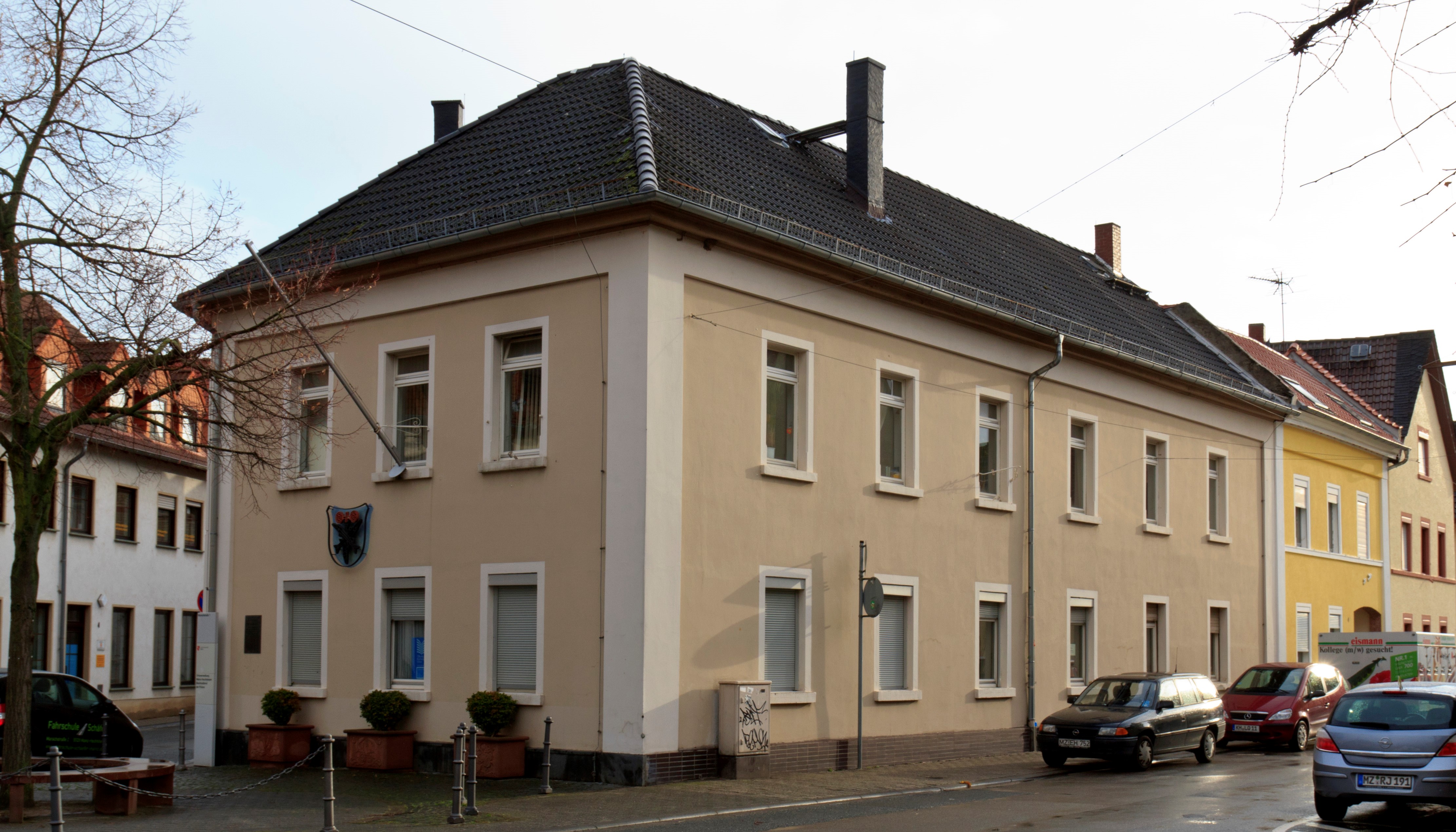 Mainz_Hechtsheim_Ortsverwaltung_20120120b
