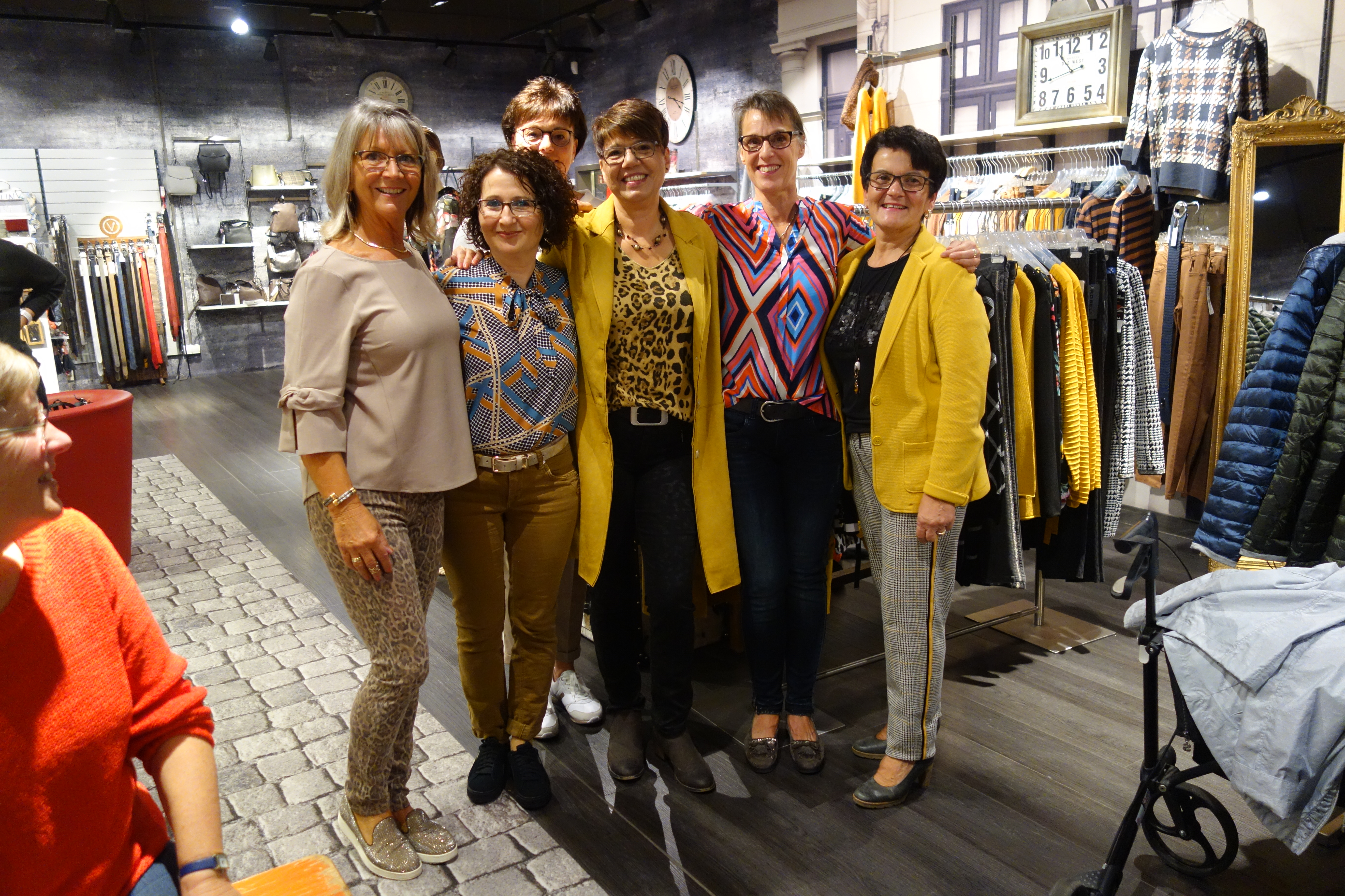 Wir lassen Sie nicht im Regen stehen Modenschau in Oppenheim