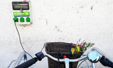 E-Bike-Ladestation am Altrhein
