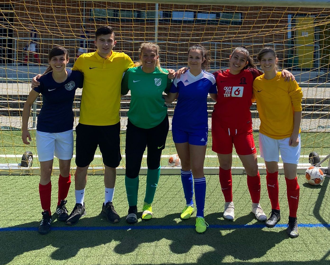 2022 Hochschulmeisterschaft (von links) Selena Botthoff, Stefan Diehl, Julia Jemella, Angela Fedel, Pavlina Kodrou, Carina Jager.