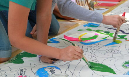 Sommer in der KinderKunstWerkstatt – unter freiem Himmel malen!