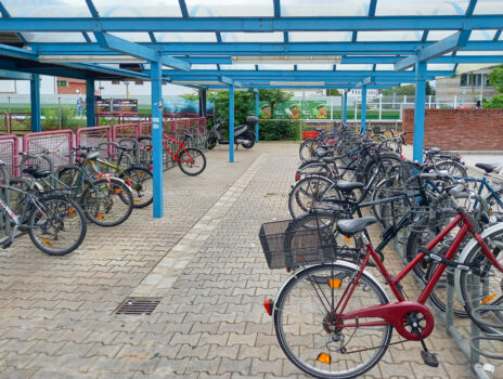 Rüsselsheim erweitert Bike+Ride-Angebot am Bahnhof