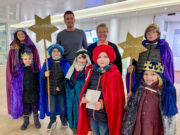 Sternsinger bringen Segen ins Rathaus DREIKÖNIGE > Die weltweit größte Hilfsaktion von Kindern für Kinder