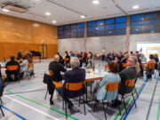 „Zornheim lebt aus seinem Miteinander“ NEUJAHRSEMPFANG > Bürgermeister Diehl zieht Bilanz und ehrt Gerhard Kneib