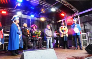 Fastnachtsorden der Stadt Rüsselsheim am Main an fünf Ehrenamtliche verliehen