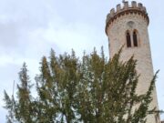 Oppenheimer Adventsfenster 2022 SPENDE 2005,35 Euro Spenden für neue Treppe im Uhrturm