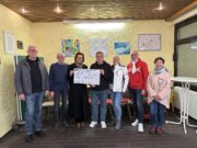 CDU spendet 1000 Euro an Bodenheimer Schoppegarde SPENDE Erlös aus Tombola des Martinsmarkts – Zusätzlich Baumspende an Ortsgemeinde