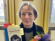 Kaffee, Kuchen und Kultur zum Frühstück