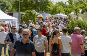 Burgfest Künstlermarkt mit breitem Angebot