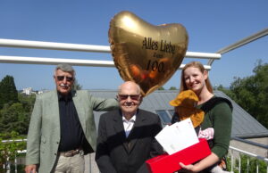 100 Jahre und ein freundliches Lächeln Jubilar Hermann Schmitt aus HaMü feierte einen besonderen runden Geburtstag