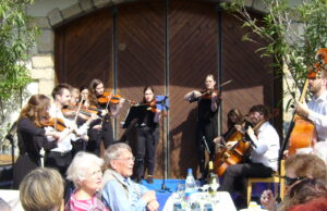 „Es lebe die deutsch-französische Freundschaft“ Jubiläumsfeier Laubenheim und Longchamp im Marienhof