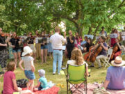 „Musikalische Reise durch die Natur“ Sinfonisches Orchester „SinfOrMa” spielte im Naturschaugarten Lindenmühle