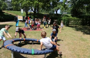 Kinder bestimmen mit bei Erneuerung des Spielplatzes Stresemannanlage