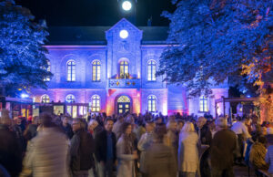 Die illuminierte Nacht der Kunst Genuss für Kunstfreunde und Nachtschwärmer