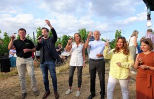 Weinfest im Kirchenstück eröffnet Publikumsmagnet mitten in den Weinbergen