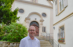 „Für die meisten war ich der Pfarrer von Laubenheim“ Pfarrvikar Peter Sievers nimmt die Herausforderung in der Oberstadt an