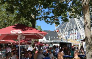 Gute Gespräche und lockere Atmosphäre beim Kerbe-Frühschoppen