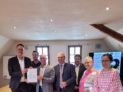 „So macht man das“ Politik >>> Förderbescheid für Nackenheimer Bauhof übergeben