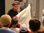 Familienführung: Fashion von früher im Stadt- und Industriemuseum Rüsselsheim