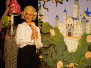 „Es war einmal…” Das Mitspieltheater „Dornröschen” begeistert die ganze Familie