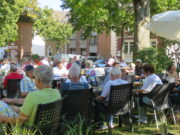 44 Jubilare für langjährige Treue geehrt Geselligkeit >>> Sommerfest der SPD und der AWO Gonsenheim