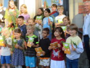Nachhaltigkeit beginnt im Grundschulalter Projekt >>> Schülerinnen und Schüler der Gonsenheimer Maler-Becker-Schule erhalten kostenloses Möhrchenheft