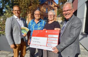 Musikverein Flörsheim übergibt Spende