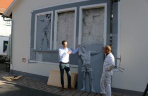 Wandbild in Haßloch erstrahlt wieder