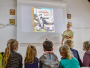 Interaktives Bilderbuch-Kino Öffentliche Bücherei rockt den Kerbemontag