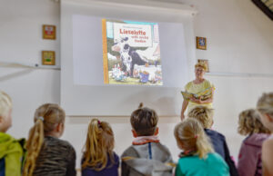 Interaktives Bilderbuch-Kino Öffentliche Bücherei rockt den Kerbemontag