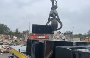 Stadtpolizei vernichtet 16 illegale Geldspielgeräte