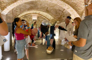 Weinprobe Bodenheim Top 3 feiert silbernes Jubiläum Schmackhafte Weine, strahlende Sieger und eine Bodenheimerin Weinprinzessin