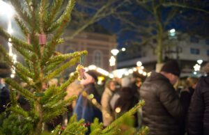 Programm beim Weihnachtsmarkt auf dem Marktplatz vom 8. bis 10. Dezember