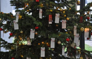 Kreis unterstützt die Ausgabestelle Kelsterbach der Rüsselsheimer Tafel Aktion Weihnachtswunsch 2023