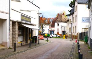 Die Bahnstraße soll bürgerfreundlich umgestaltet werden Ortsbeirat verabschiedet gemeinsamen Antrag aller Fraktionen
