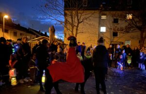 Lichterkinder der Kita „Am Apfelbaum“