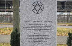 „Geächtet, geplündert, geflohen“ Einweihung Familie-Abraham-Platz und Gedenkstele am Bahnhof Klein-Winternheim