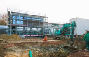 Ortsbeirat kämpft weiter für Vollgastronomie im Bürgerhaus Ortsbeirat fordert weiter ein Restaurant im Bürgerhaus