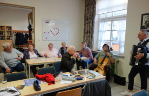 Duo Kocurek sorgt für Stimmung Seniorennachmittag in der AWO-Tagesstätte von HaMü