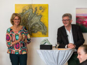 Kunstwerke kommen für guten Zweck unter den Hammer Camarakreis versteigert 40 Exponate zugunsten von Hilfsprojekten