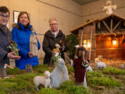 „An der Krippe sind alle bedingungslos willkommen“ Weihnachten >>> Kinderkrippenfeier an den Römersteinen eröffnet die Festtage