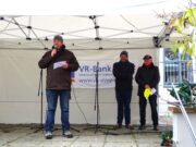54 Stände lockten rund um St. Martin Der Finther Adventsmarkt ist der älteste und größte in den Stadtteilen