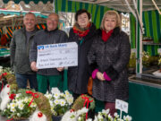 Spende an Wildpark und Abschied vom Markt Marktbeschicker übergeben 600 Euro an Förderverein