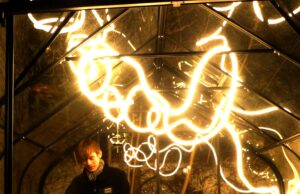 Einkaufsbummel bei Lichterglanz und Kerzenschein Advent >>> Gonsenheimer Candlelight-Shopping bot stressfreies Stöbern in der Vorweihnachtszeit