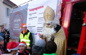 Der Nikolaus war der Stargast 26. Hechtsheimer Weihnachtsmarkt lockte an den Lindenplatz