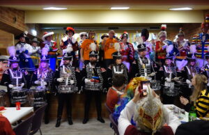 Eine Halle voller Narren Ausgelassene Stimmung bei der Haubinger-Sitzung „Alt Meenz“
