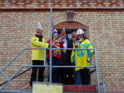 Bretzenheim ist fest in Narrenhand Ortsvorsteherin Claudia Siebner musste sich der närrischen Übermacht ergeben