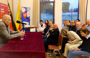 Ein Zeugnis der Geschichte Gerhard Wiese, letzter Staatsanwalt der Auschwitz-Prozesse, sprach in Nierstein