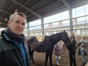 Pferderücken statt Speedboot „Wheels on Water“ Lions-Projekt steht Pate für Berliner Klinik