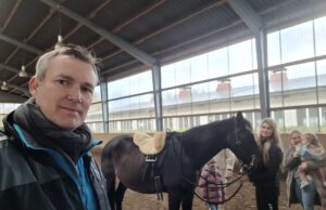 Pferderücken statt Speedboot „Wheels on Water“ Lions-Projekt steht Pate für Berliner Klinik